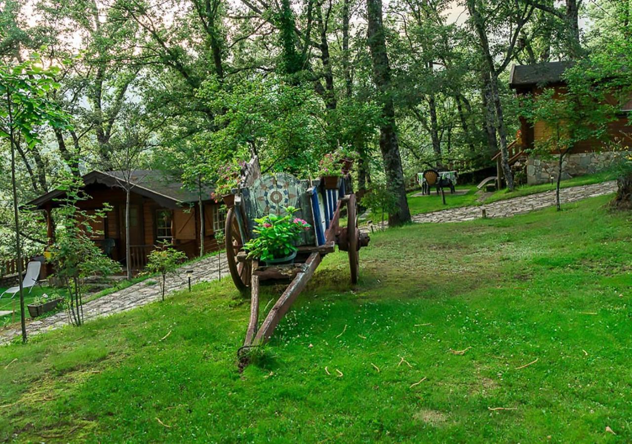 Cabañas de Madera Sanabria Hostal Vigo de Sanabria Exterior foto